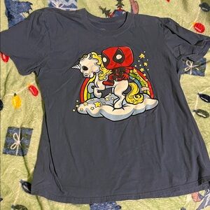 Marvel Pop! Tee - Black and Gold